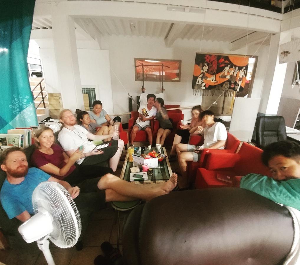 Redo Backpacker'S Vandrehjem Gangneung Eksteriør billede